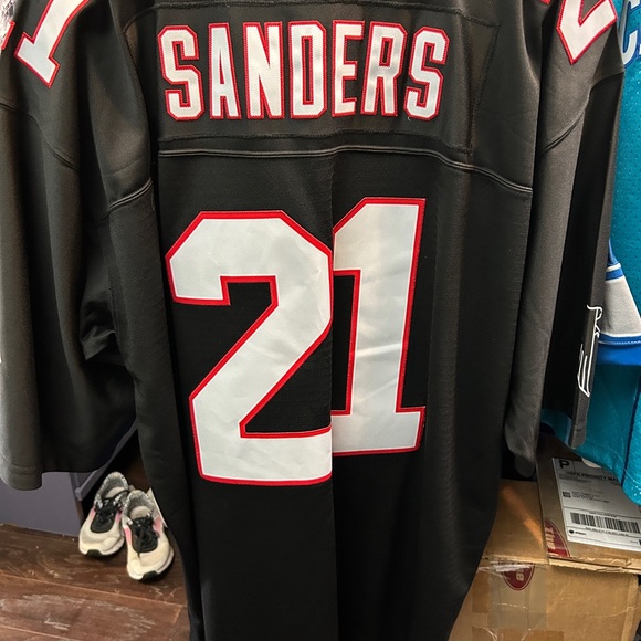 NFL Black Sweater with Team Spirit